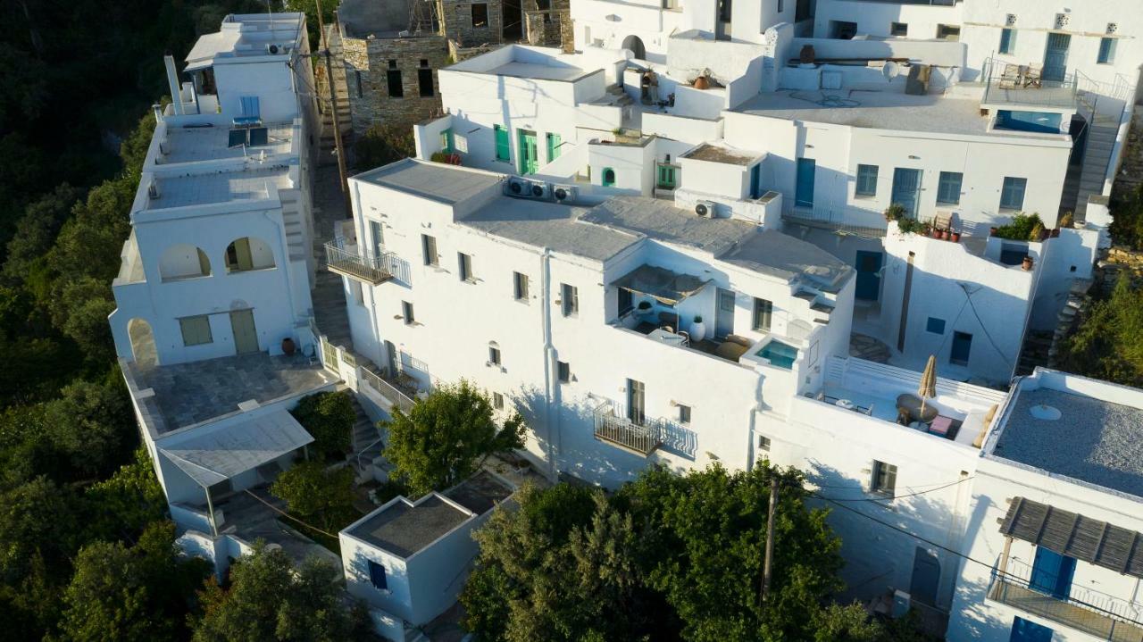 Living Theros Luxury Suites Kardhiani Exterior photo